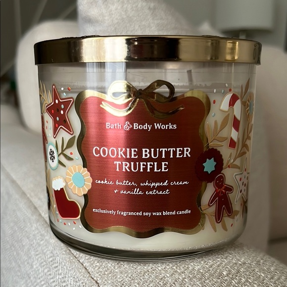 Cookie Butter Truffle candle Bath & Body Works - Picture 1 of 4